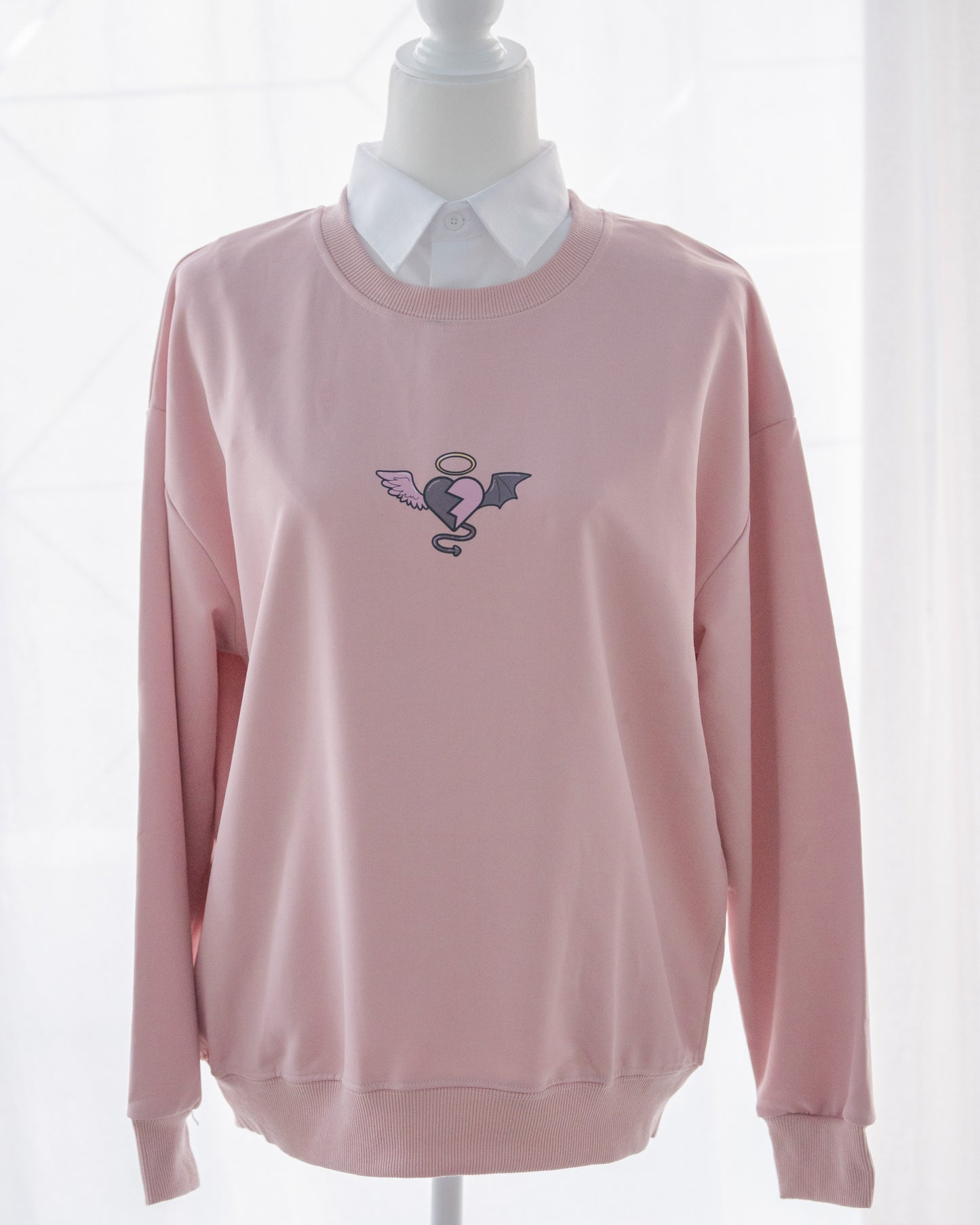 【Wishing】“Crush” Sweatshirt in 2 colors by HoneyPepperIX