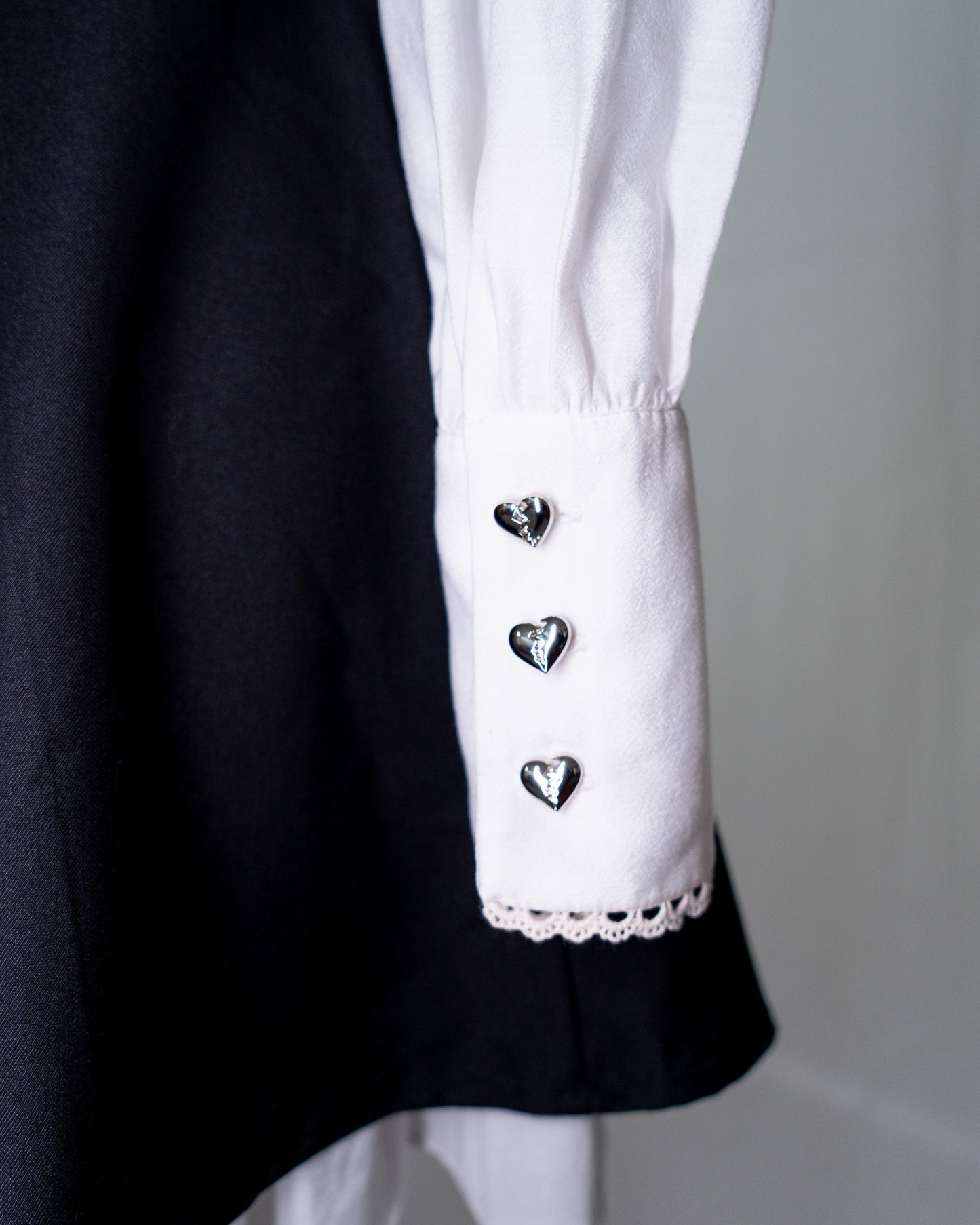 【Amu】"Amu" dress in 2 colors by HoneyPepperIX