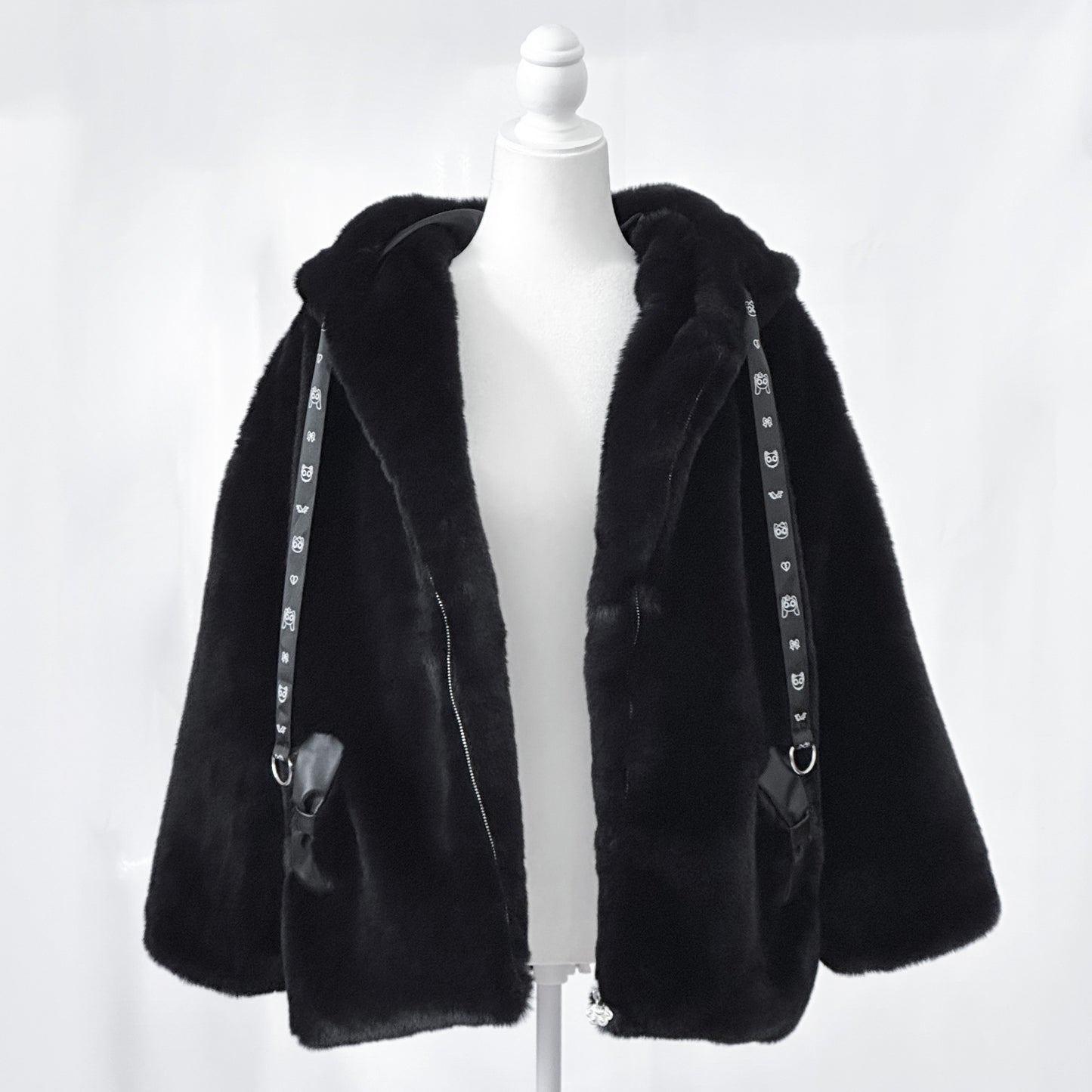 【HoneyMikou】HoneyPepperIX x Mikou Art "Coco" fluffy jacket with cat ears