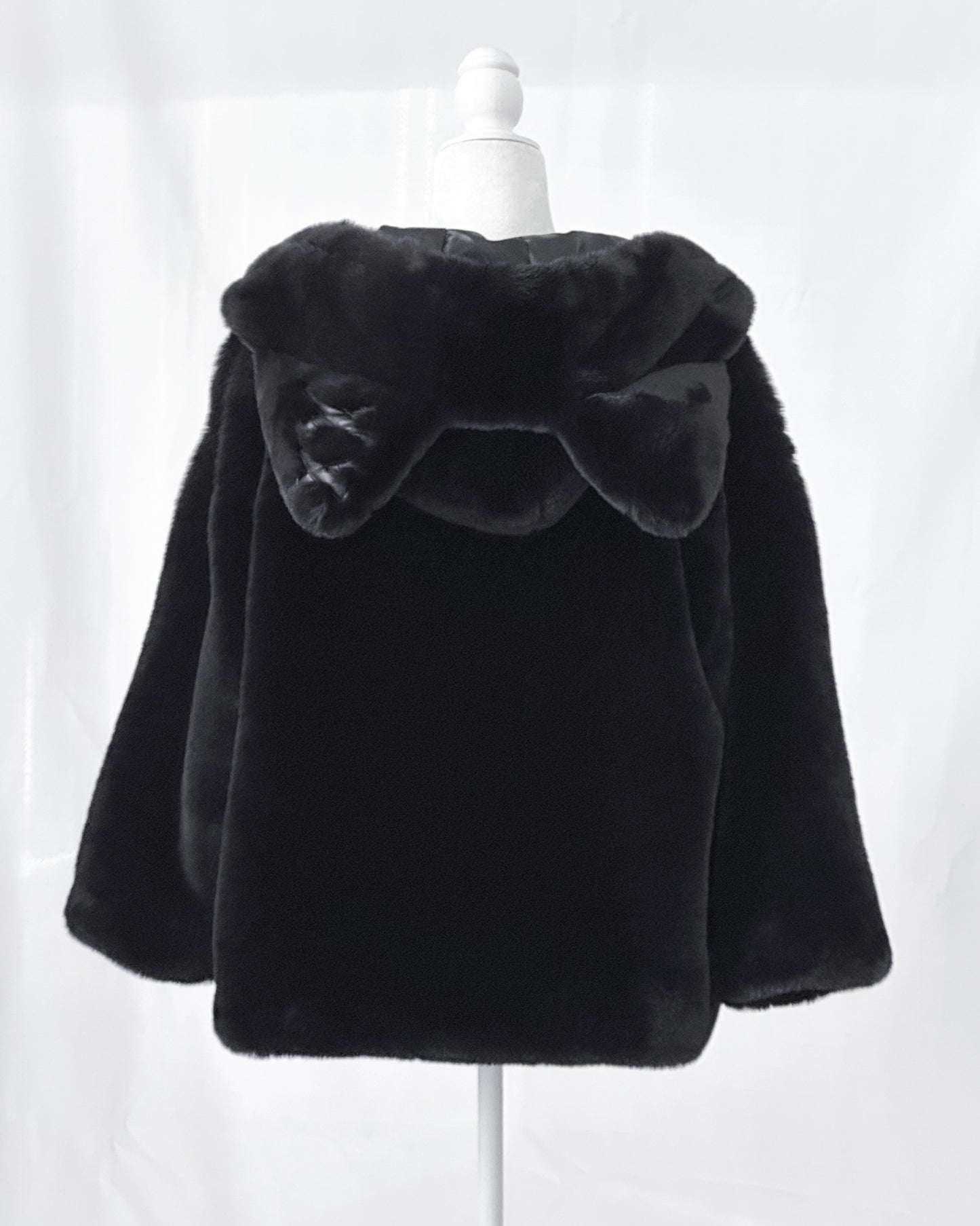 【HoneyMikou】HoneyPepperIX x Mikou Art "Coco" fluffy jacket with cat ears