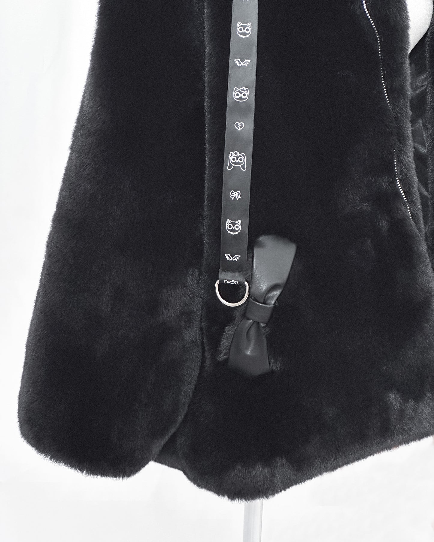 【HoneyMikou】HoneyPepperIX x Mikou Art "Coco" fluffy jacket with cat ears
