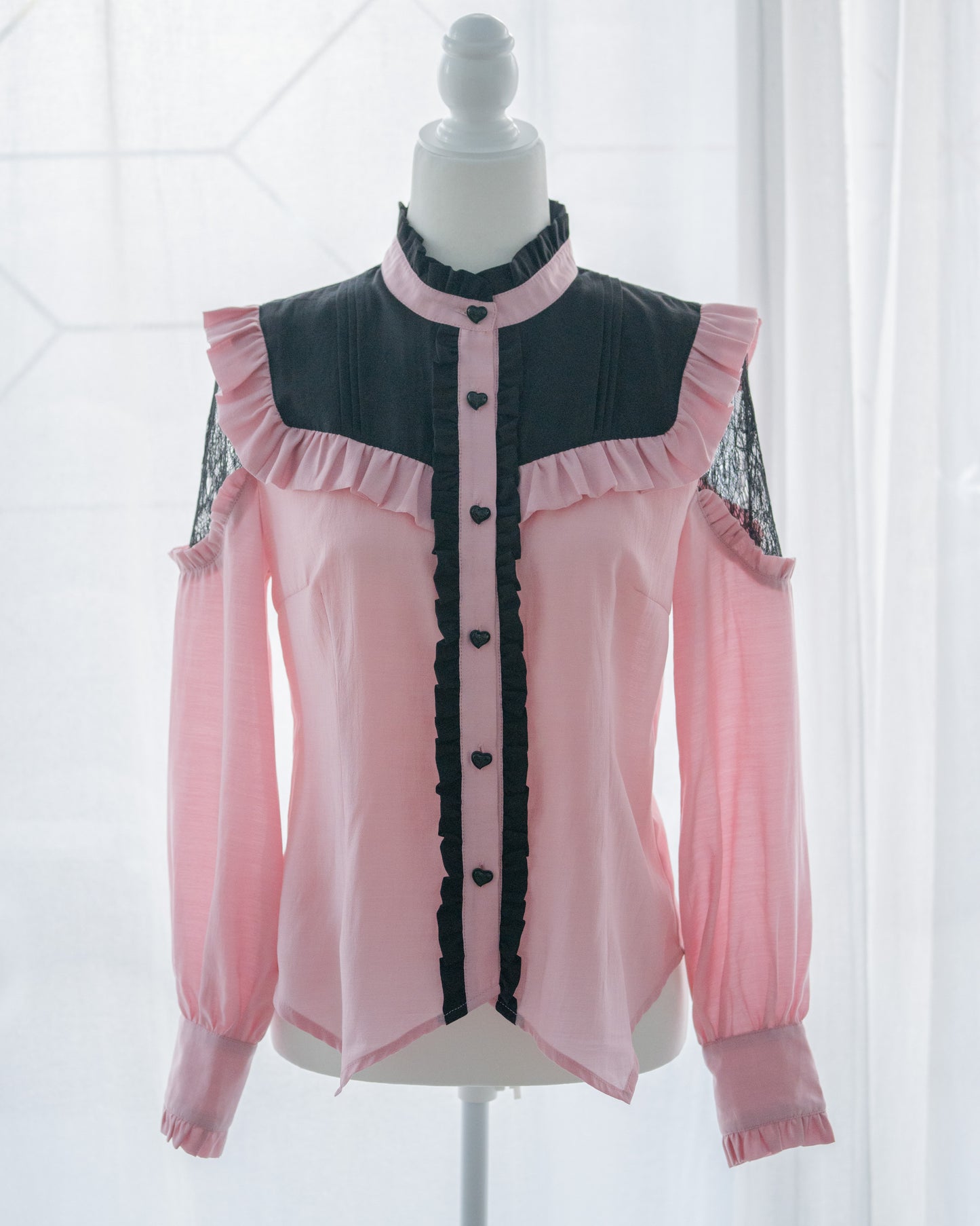 【Wishing】“Dreamcatcher” Blouse in 2 colors by HoneyPepperIX