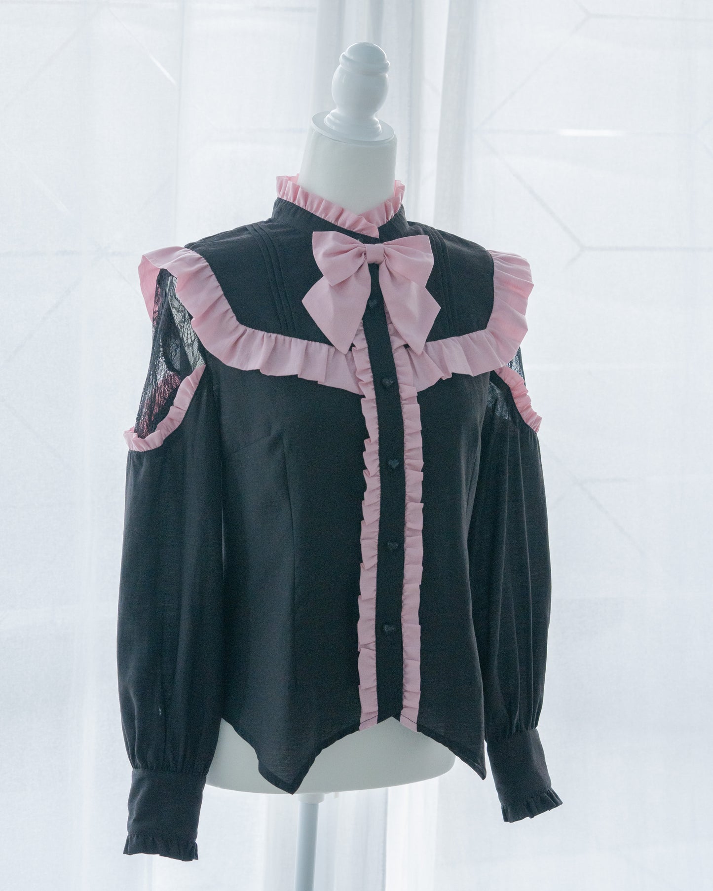 【Wishing】“Dreamcatcher” Blouse in 2 colors by HoneyPepperIX