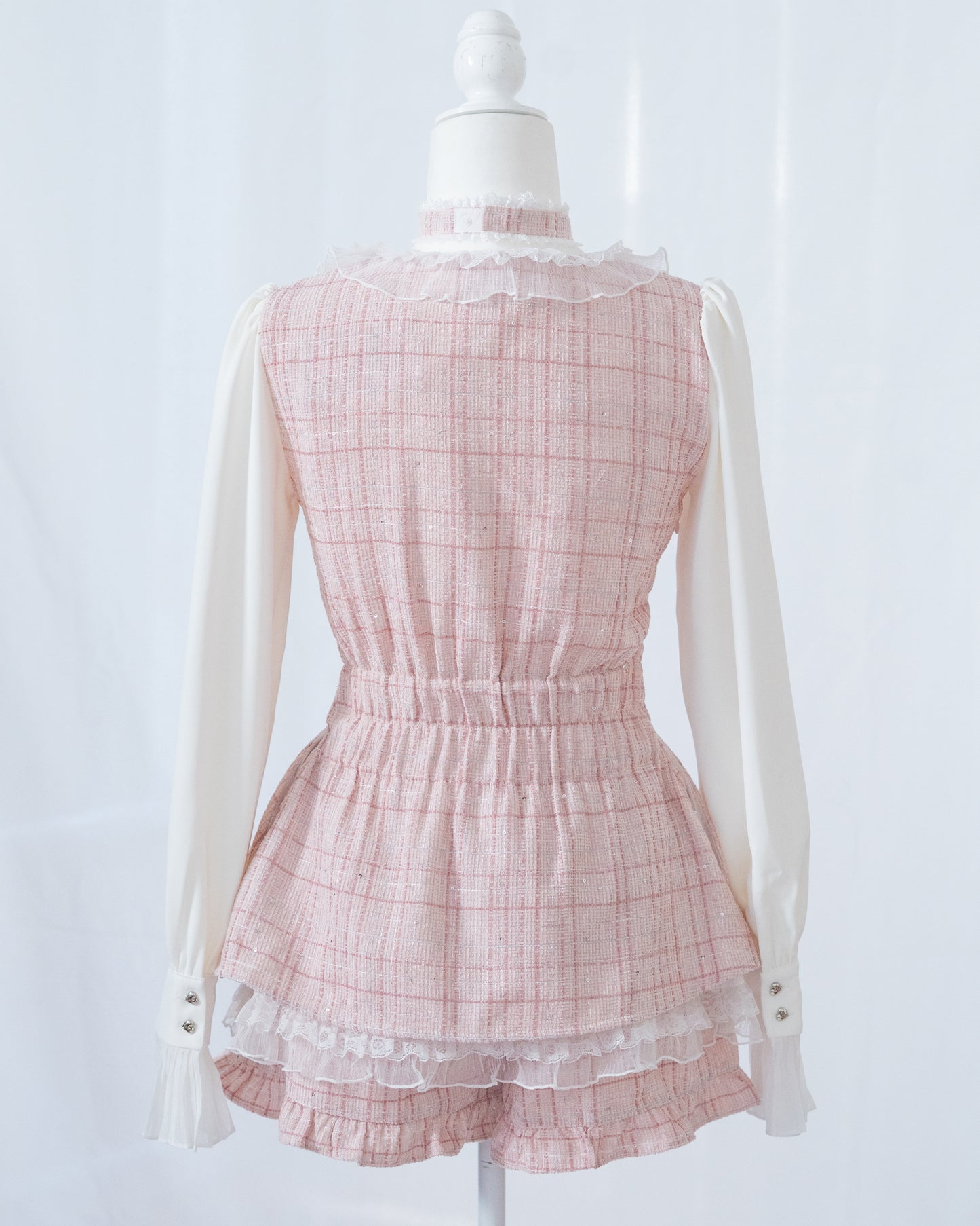 【Otome】"Yuki" setup, choker top and shorts set in 2 colors