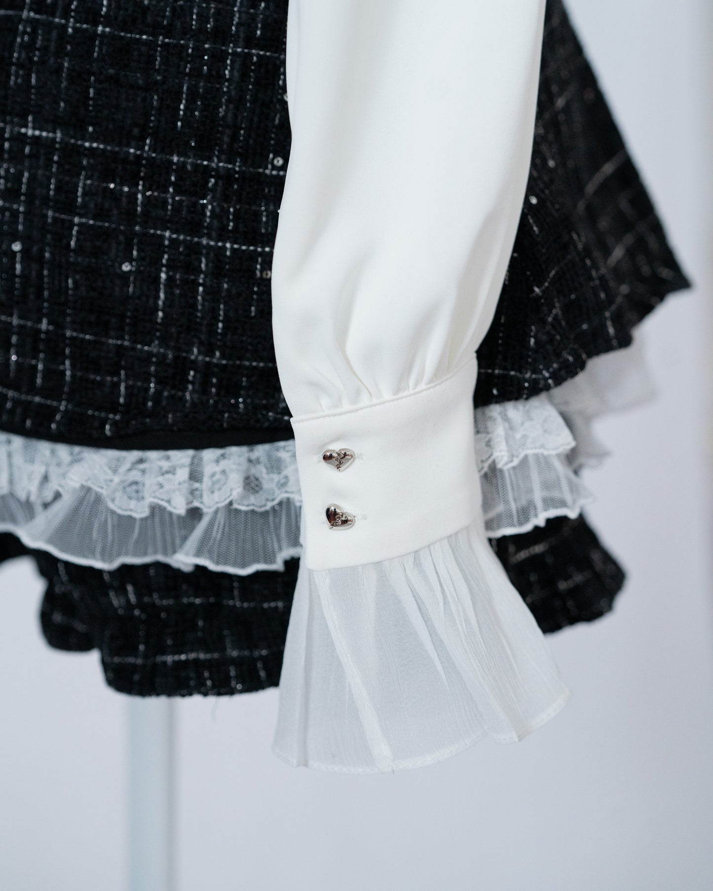 【Otome】"Yuki" setup, choker top and shorts set in 2 colors