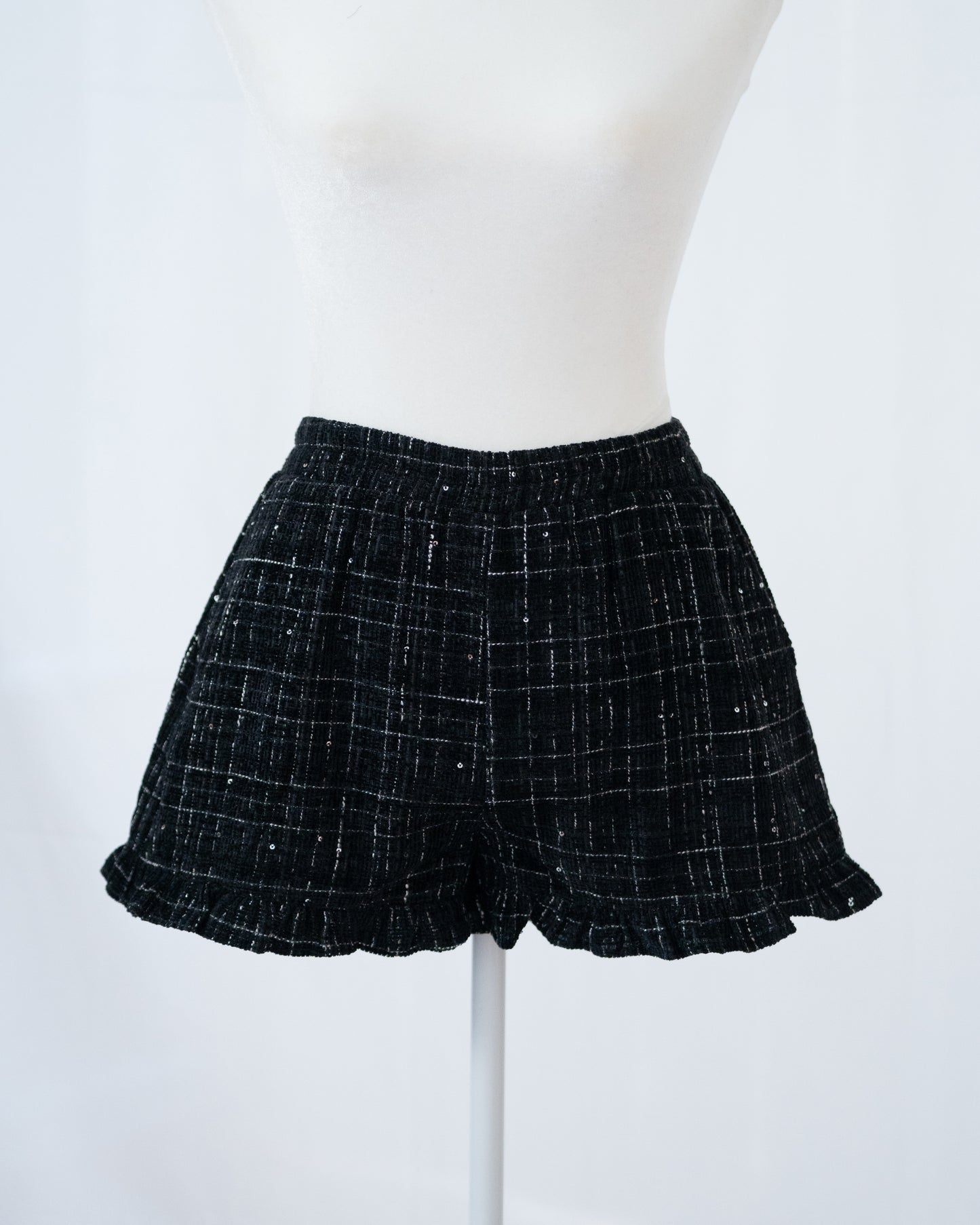 【Otome】"Yuki" setup, choker top and shorts set in 2 colors