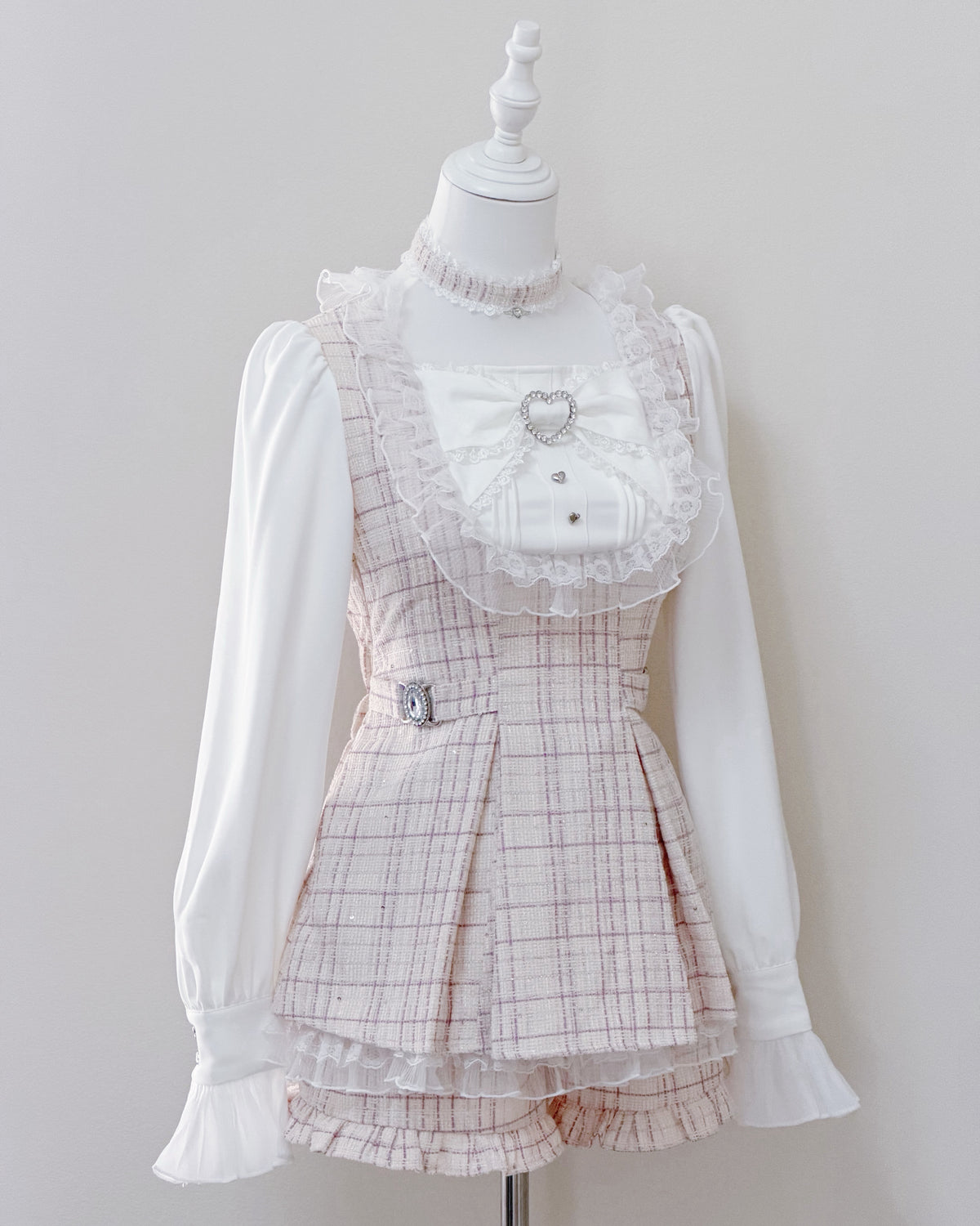 【Otome】"Yuki" setup, choker top and shorts set in 2 colors【preorder】